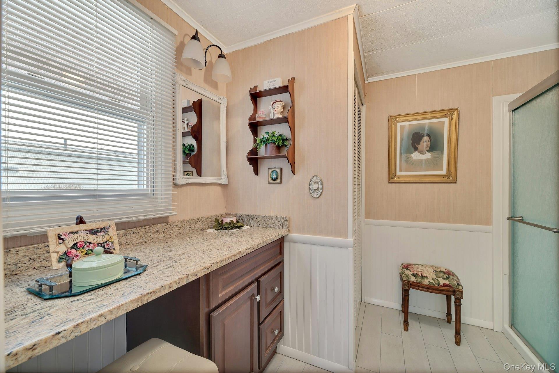 43 Village Circle S, Manorville, NY 11949