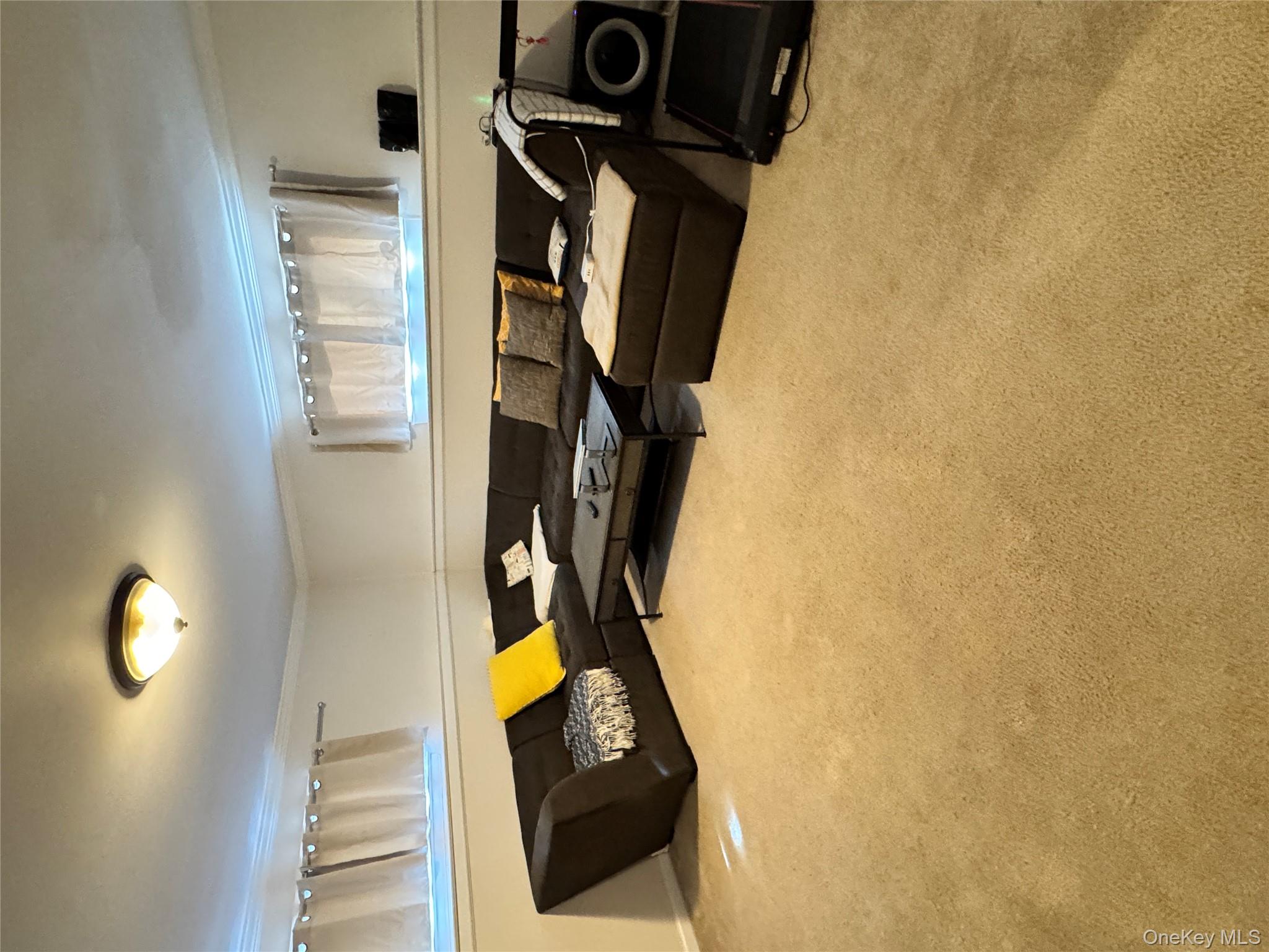 40 Willets Drive, Syosset, NY 11791