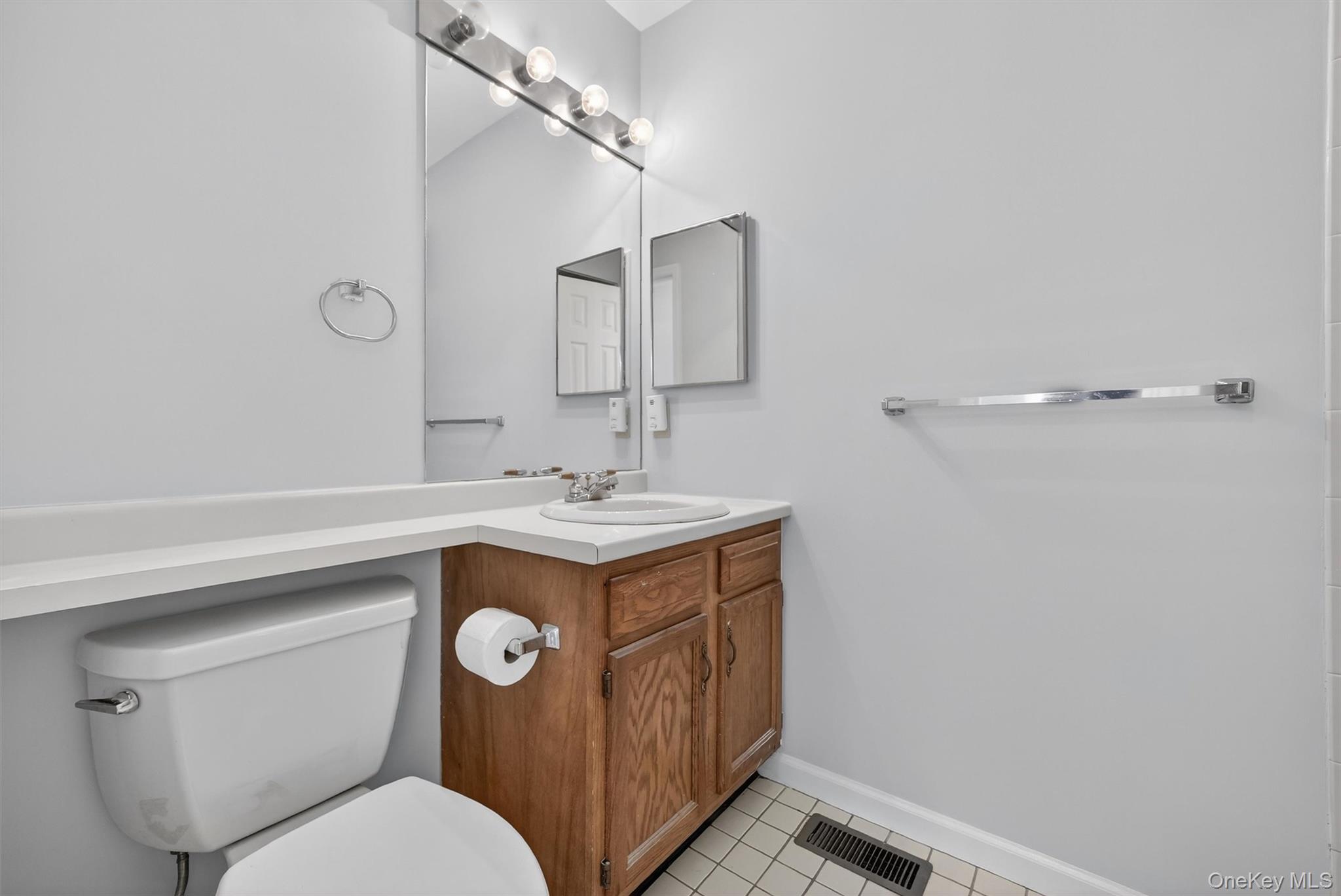 2003 Regent, Mount Kisco, NY 10549