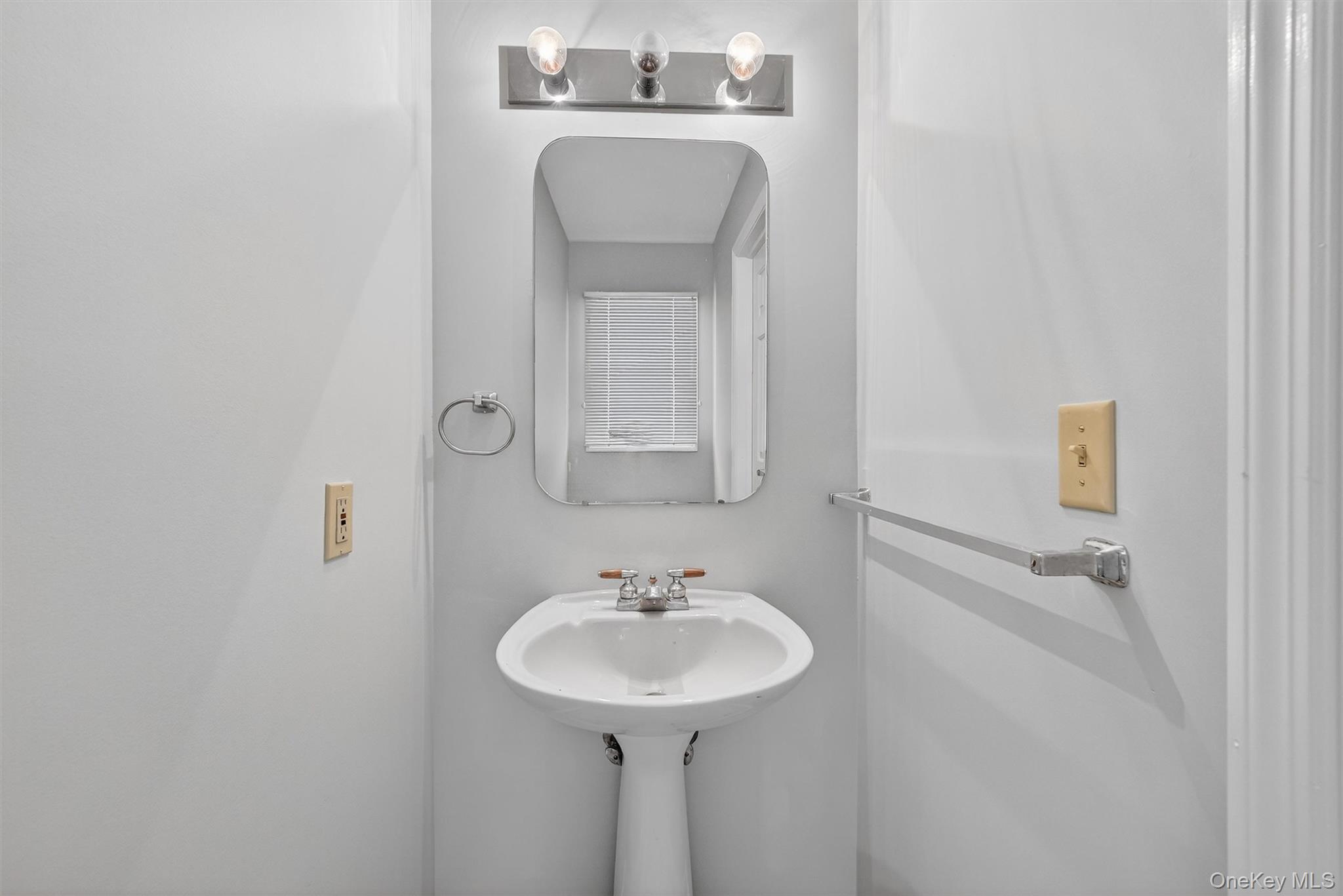 2003 Regent, Mount Kisco, NY 10549