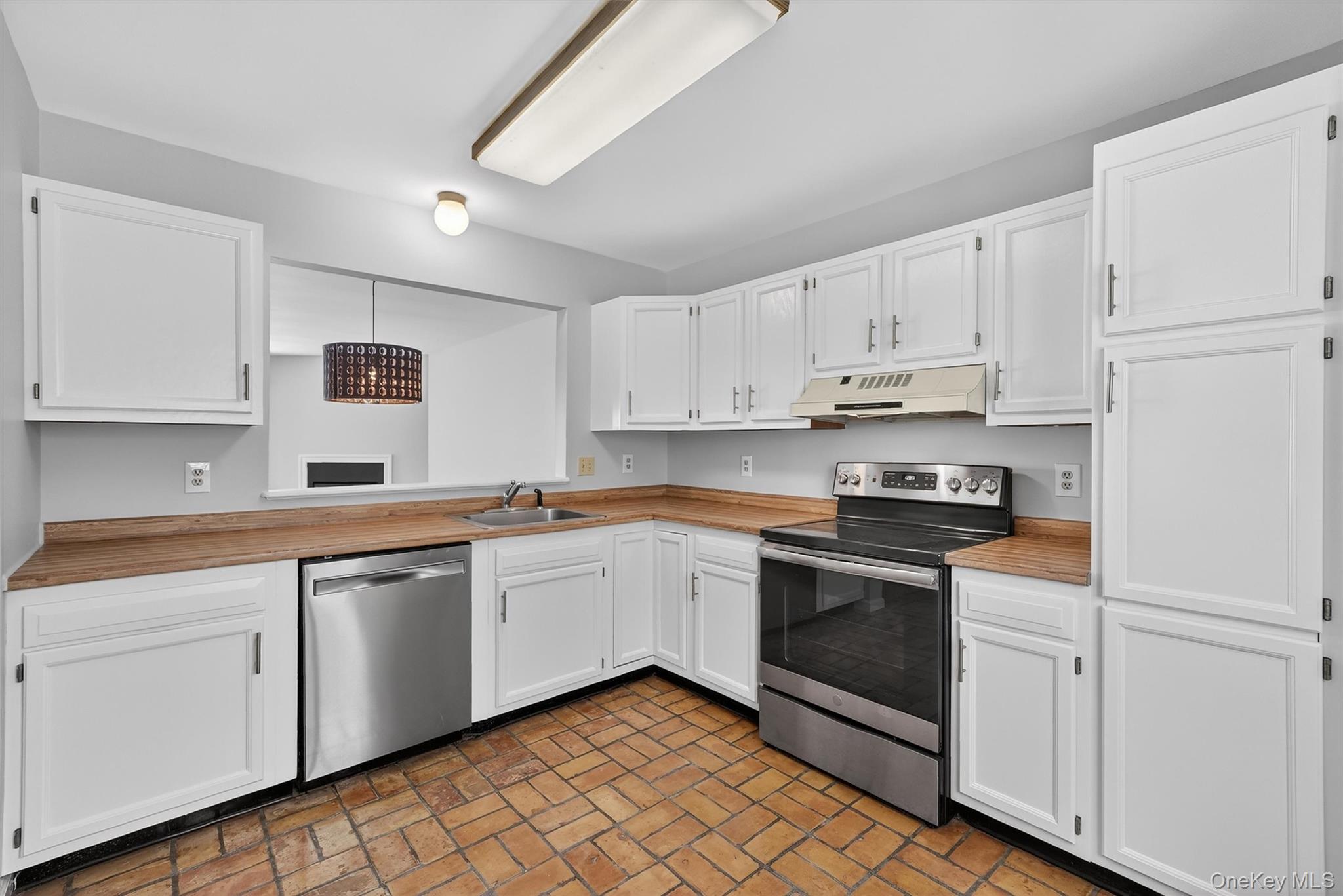 2003 Regent, Mount Kisco, NY 10549