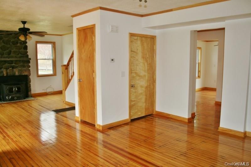 16 Lake Avenue, Monroe, NY 10950