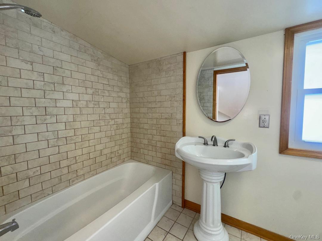 16 Lake Avenue, Monroe, NY 10950