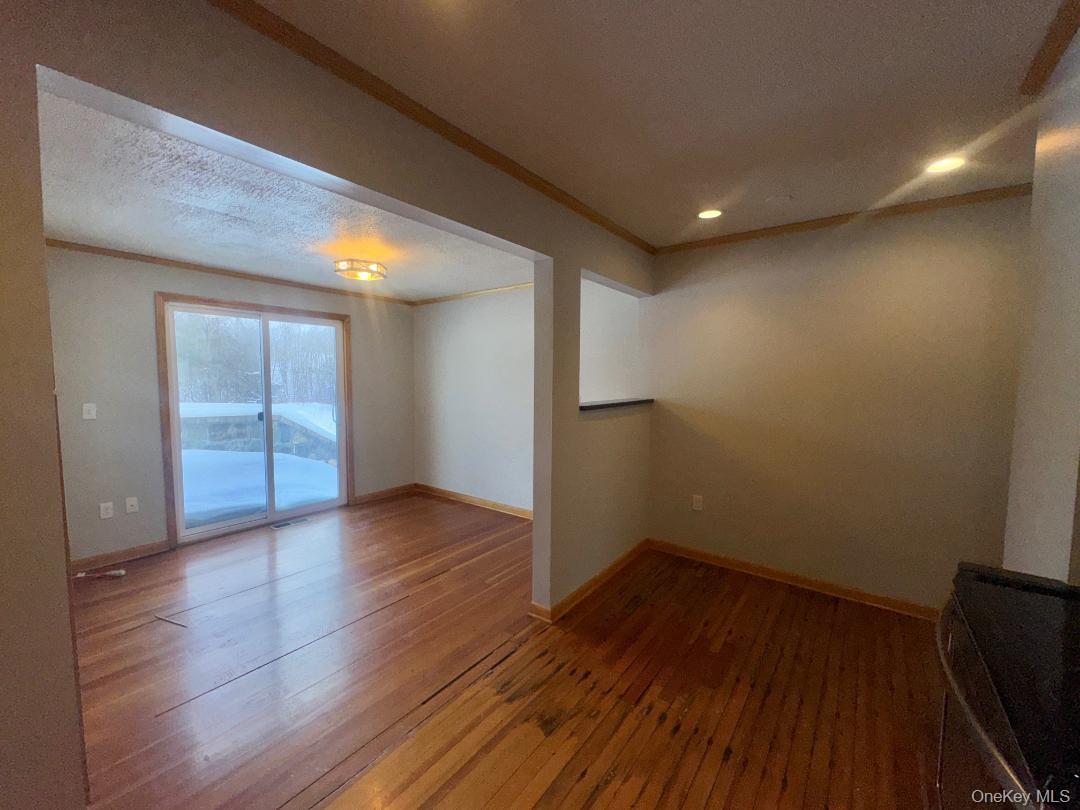 16 Lake Avenue, Monroe, NY 10950