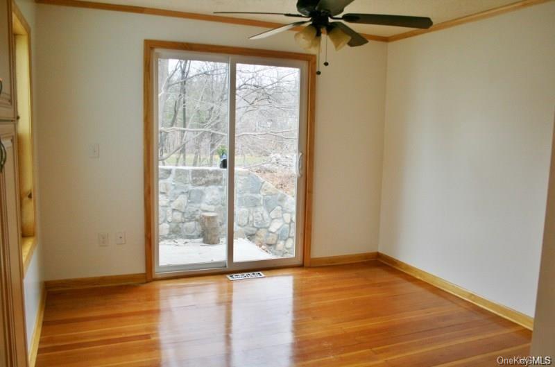 16 Lake Avenue, Monroe, NY 10950