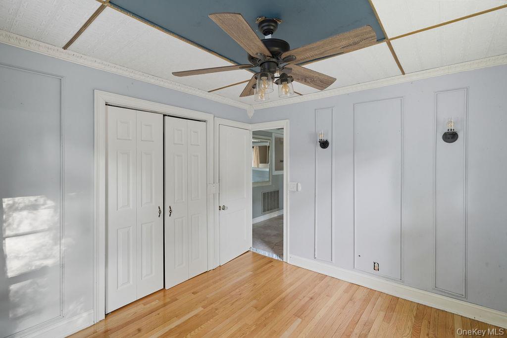 230 Lakeside Trail, Ridge, NY 11961