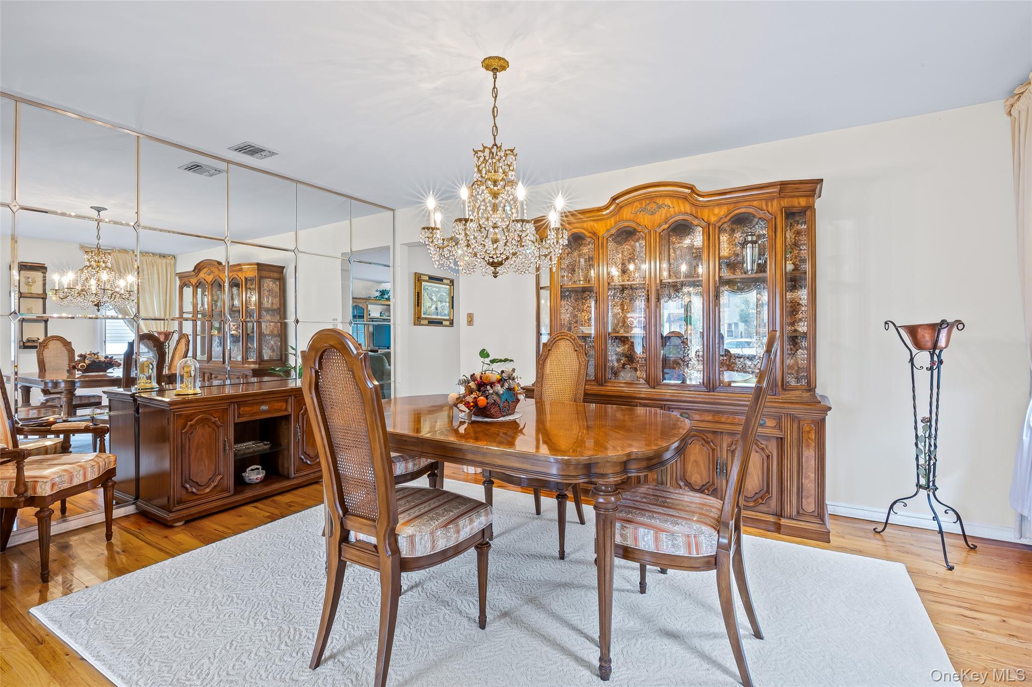 3 Louis Place, Nesconset, NY 11767