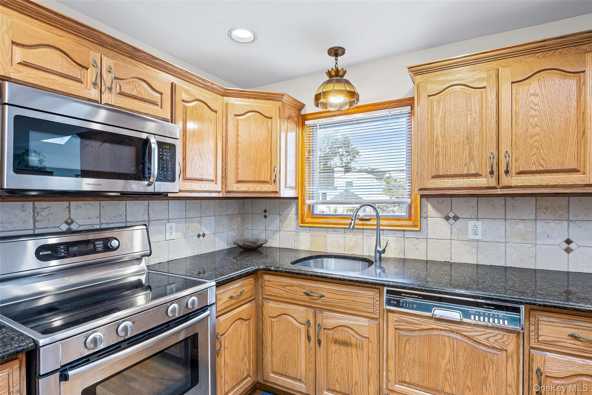 3 Louis Place, Nesconset, NY 11767