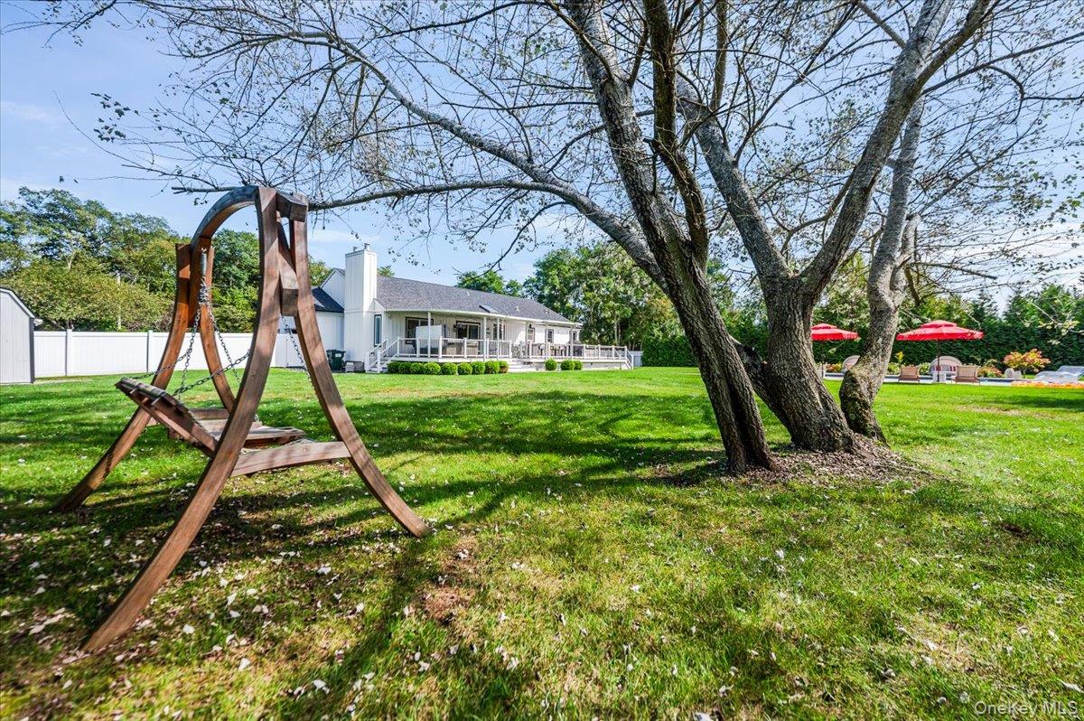 525 Rocky Point Road, East Marion, NY 11939