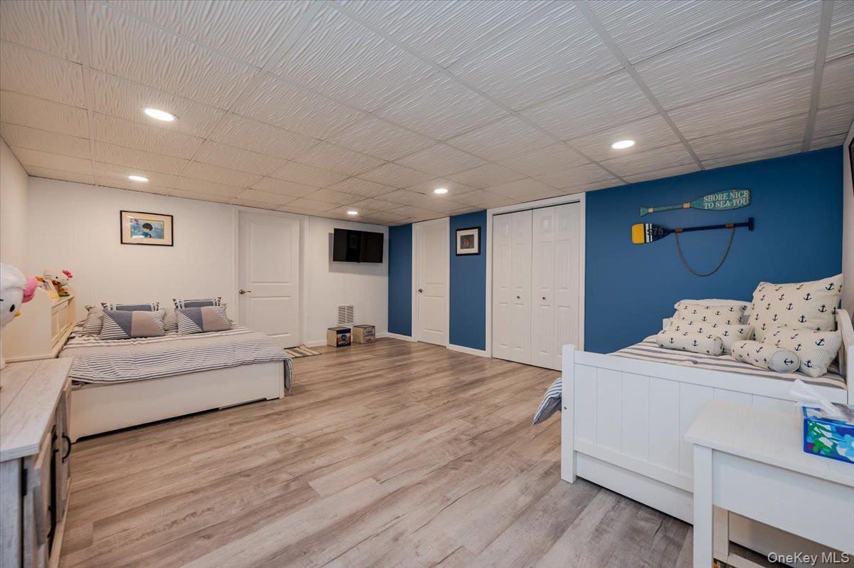 525 Rocky Point Road, East Marion, NY 11939