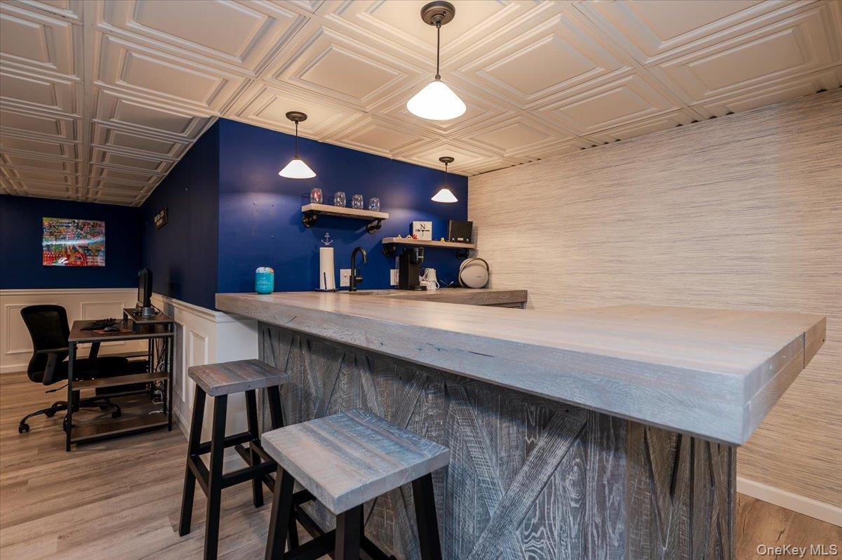 525 Rocky Point Road, East Marion, NY 11939