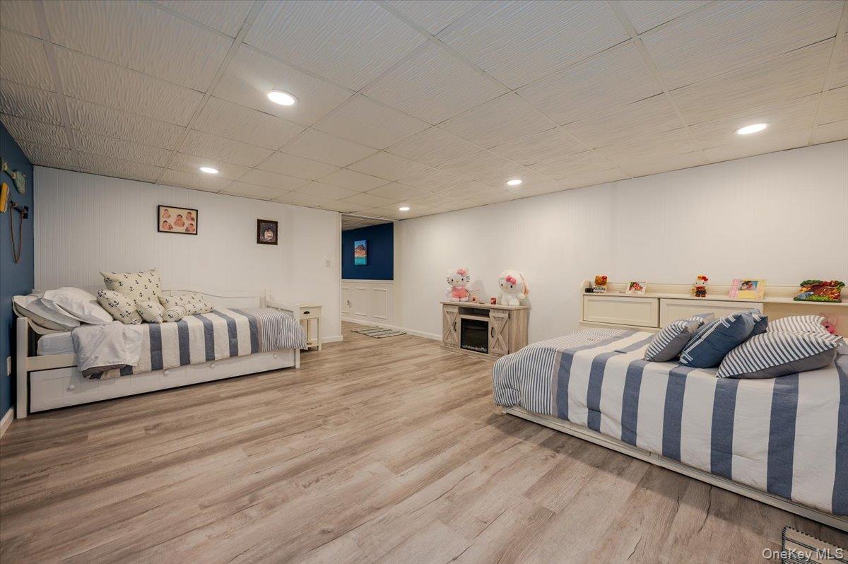 525 Rocky Point Road, East Marion, NY 11939