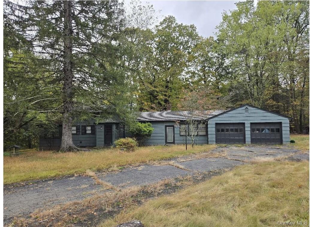 3 Edgebrook Lane, Airmont, NY 10952