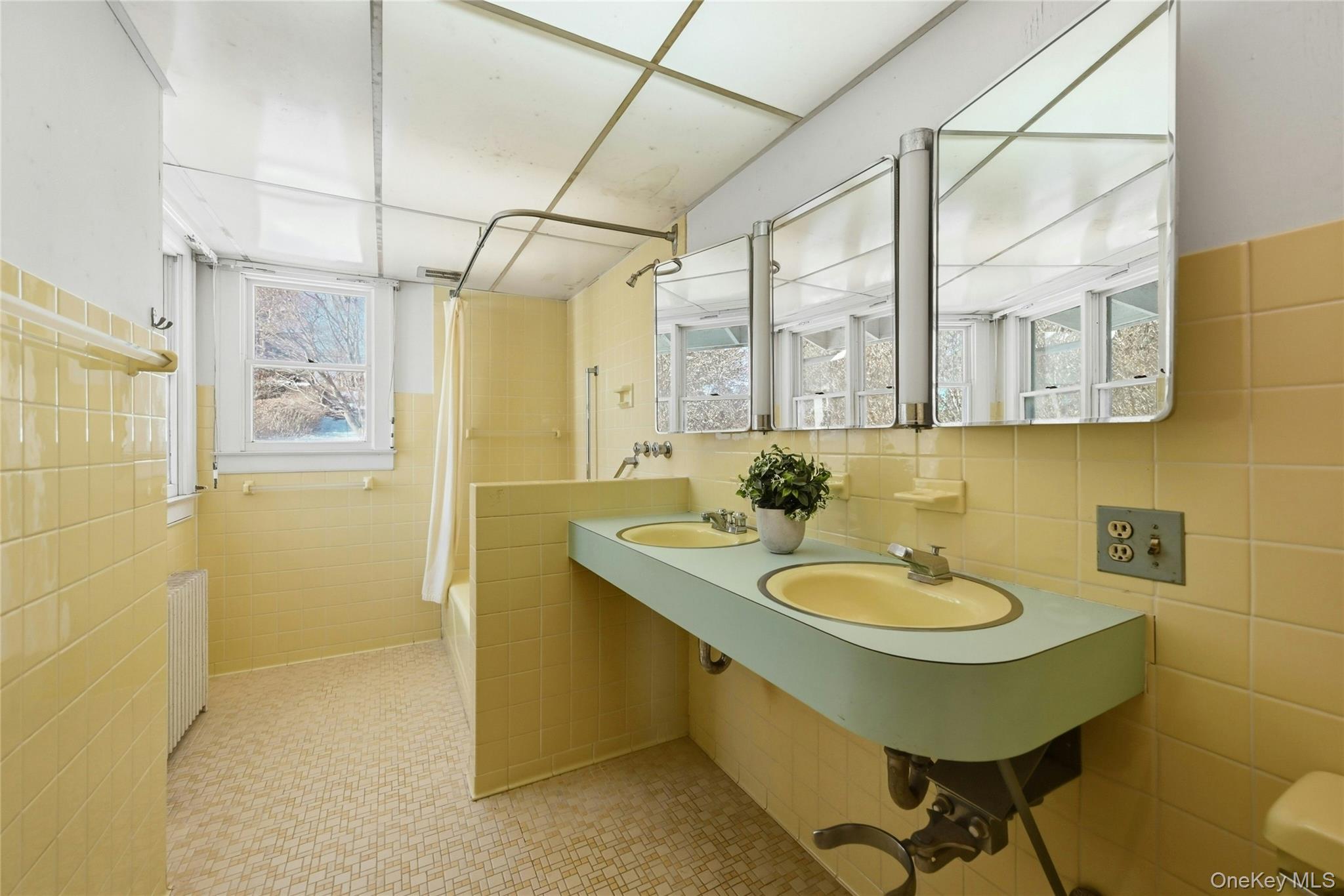 275 Munn Lane, Orient, NY 11957