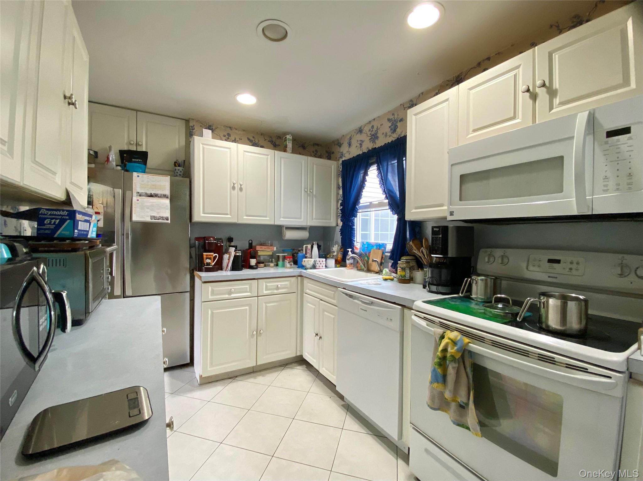 3070 Lowell Avenue, Wantagh, NY 11793