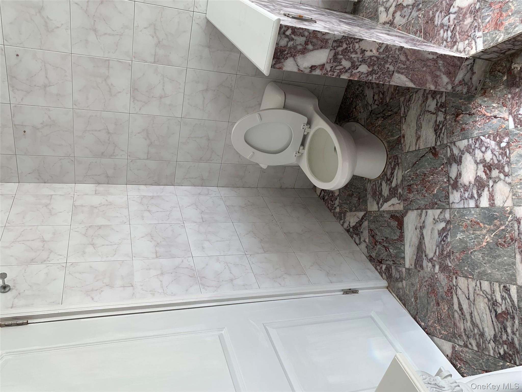 336 Scranton Avenue, Lynbrook, NY 11563