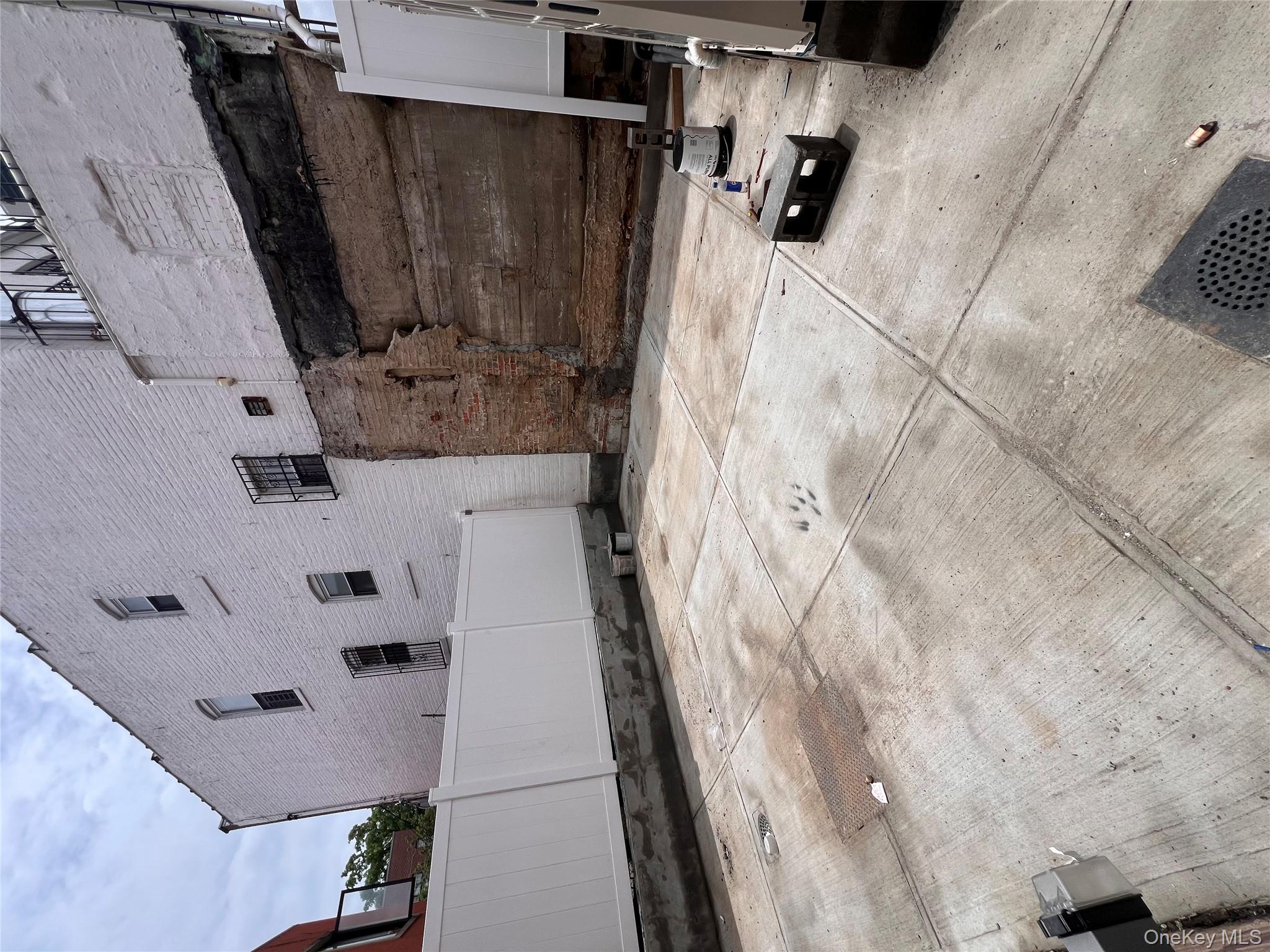 4512 104th, Corona, NY 11368