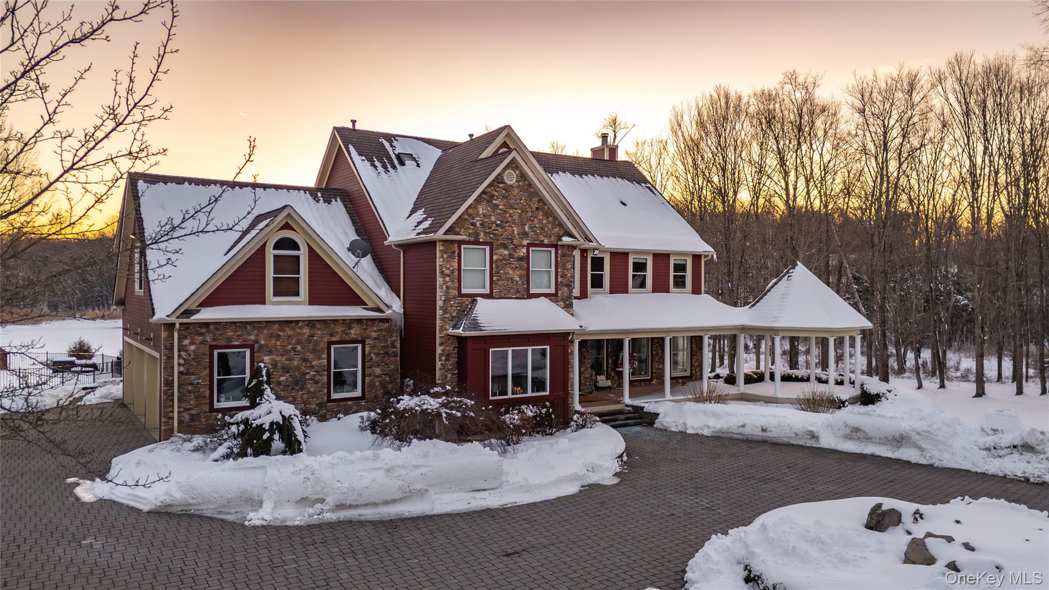 14 Stonewall Court, Warwick, NY 10990