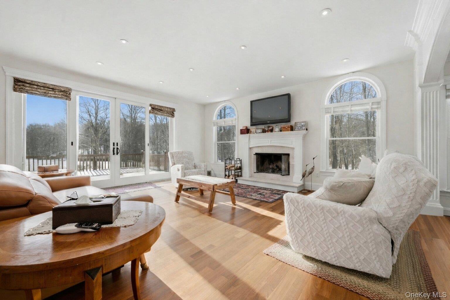 14 Stonewall Court, Warwick, NY 10990