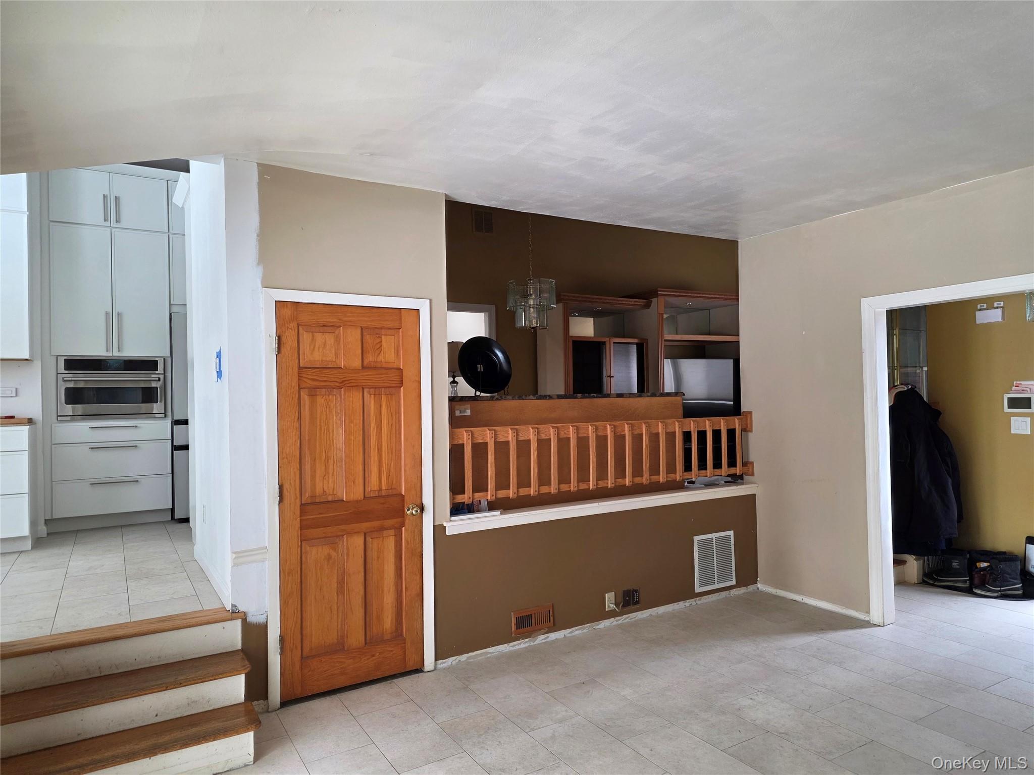 25 Fuller Street, Dix Hills, NY 11746