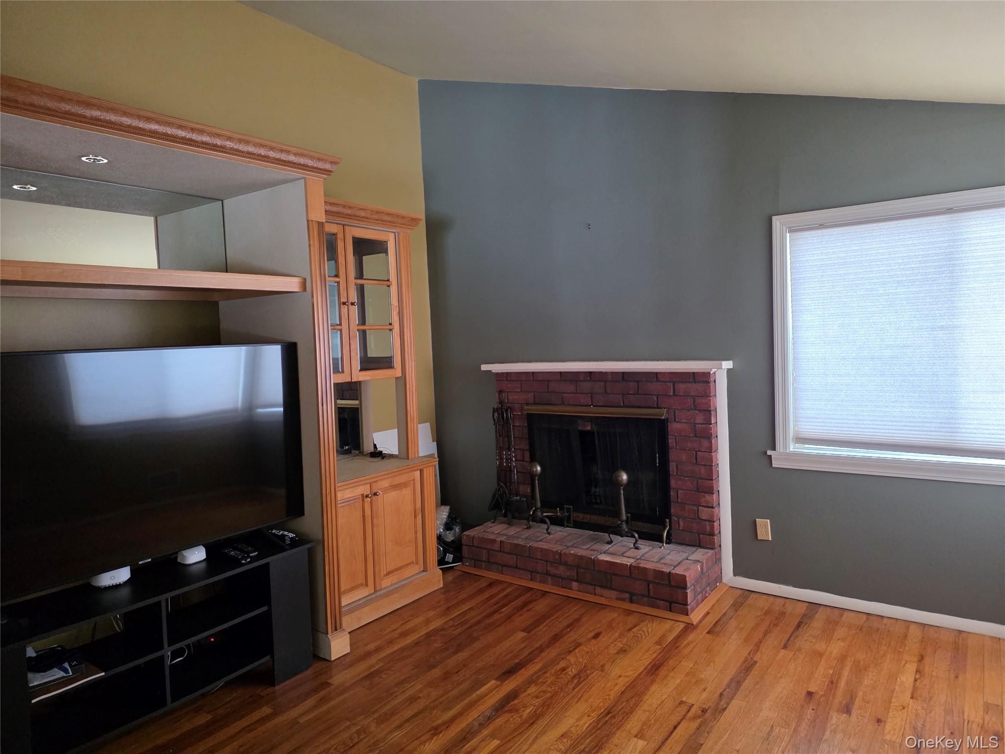 25 Fuller Street, Dix Hills, NY 11746