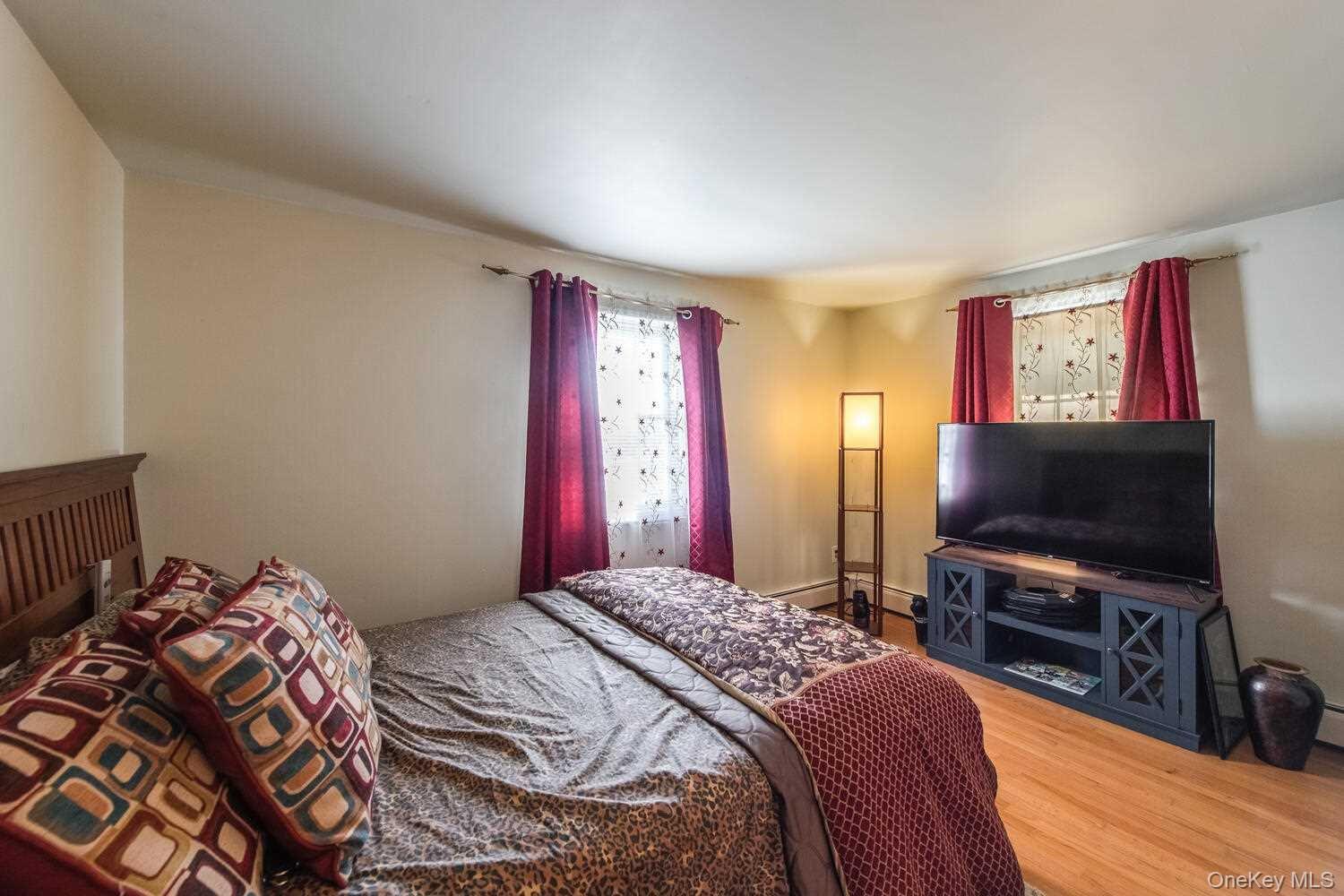 12 Dwyer Lane, Wappingers Falls, NY 12590