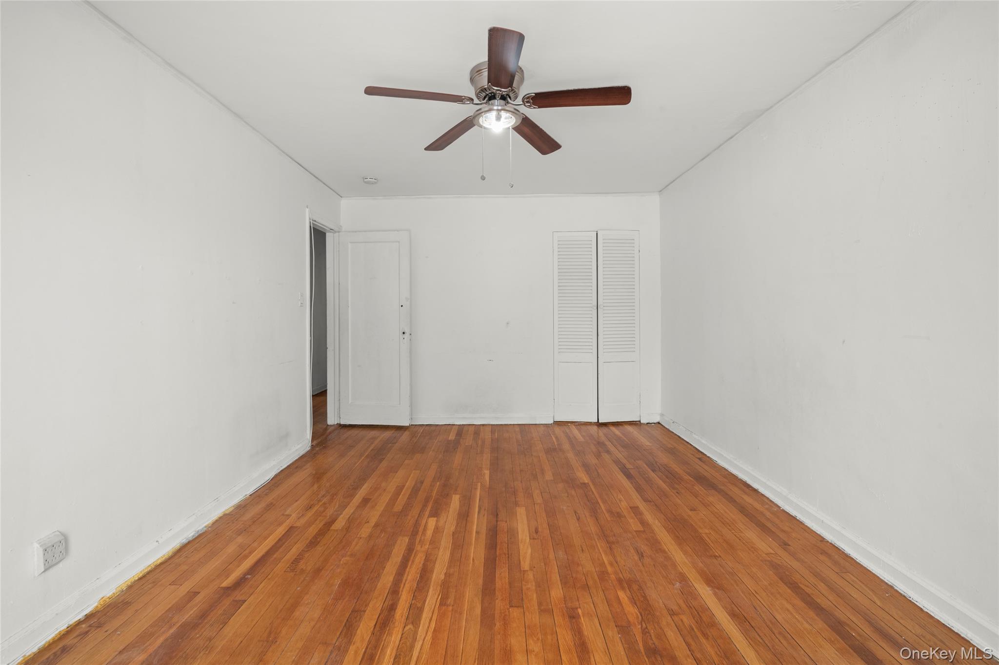 6810 60th Drive, Maspeth, NY 11378