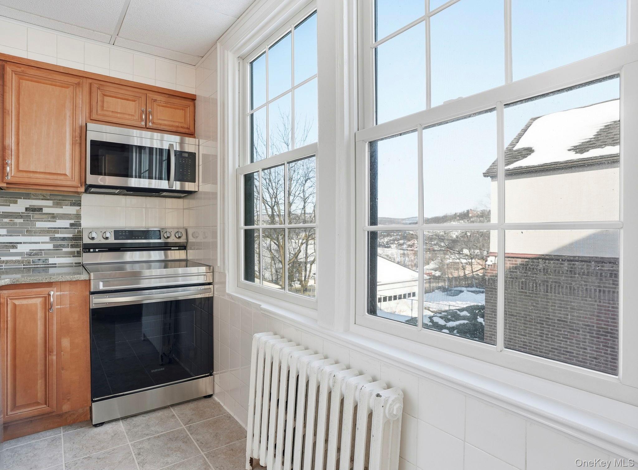 320 Simpson Place, Peekskill, NY 10566