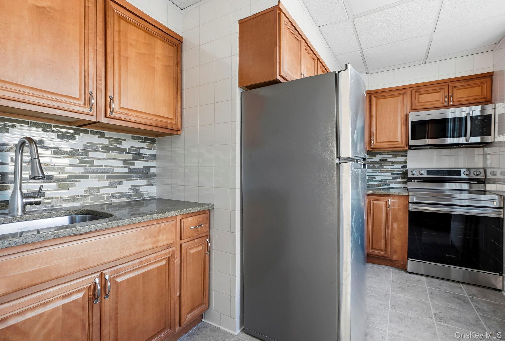 320 Simpson Place, Peekskill, NY 10566