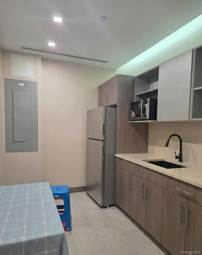 38-08 Union Street # 7A, Flushing, NY 11354