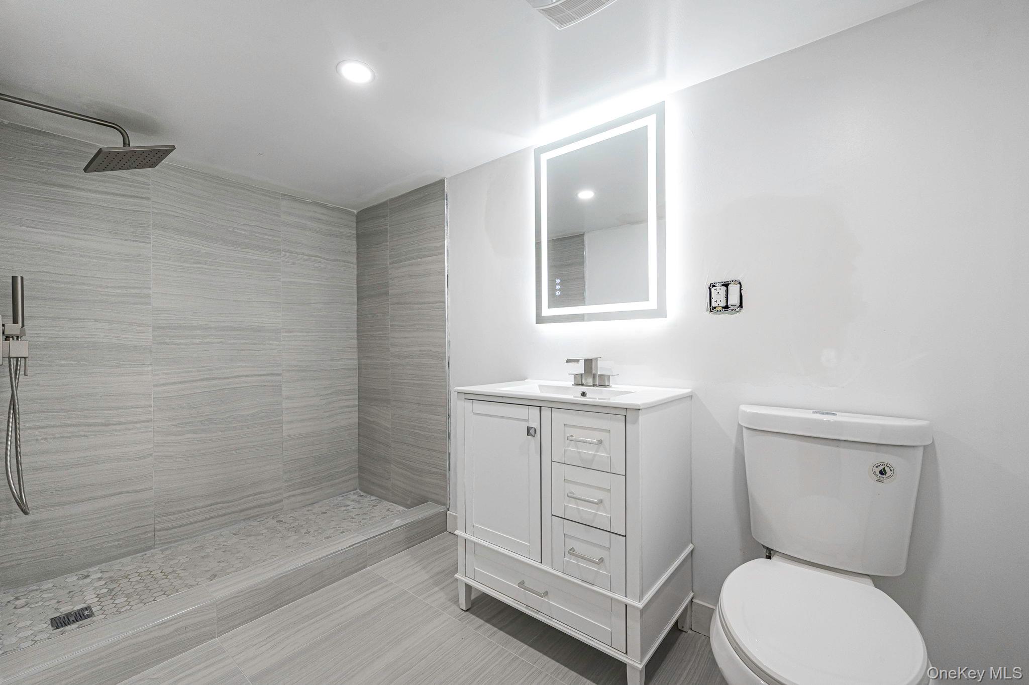 200 Evans Avenue, Freeport, NY 11520