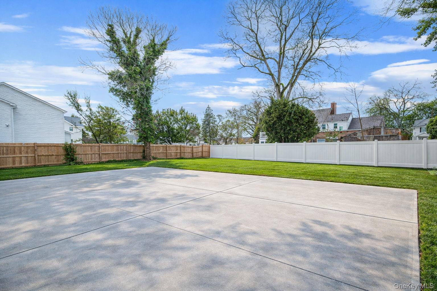 200 Evans Avenue, Freeport, NY 11520