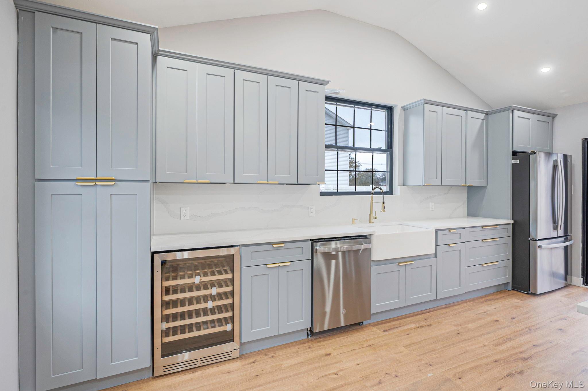 200 Evans Avenue, Freeport, NY 11520