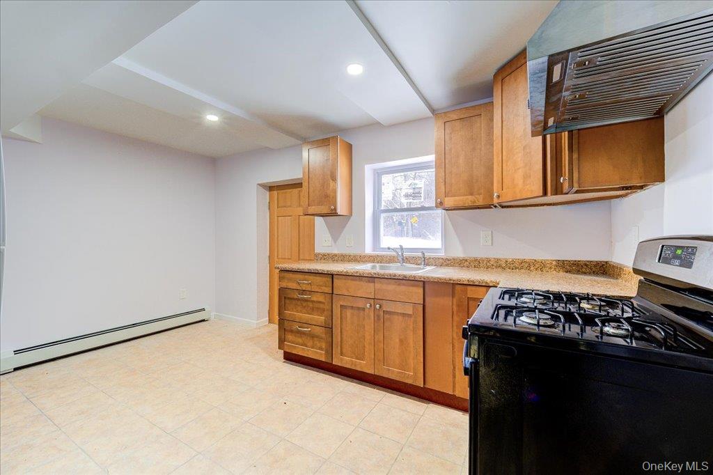 Sloatsburg, NY 10974