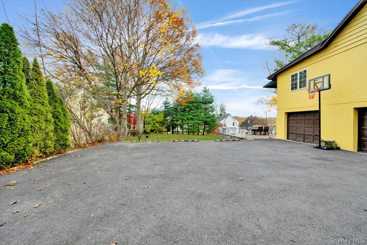 169 Old Mamaroneck Road, White Plains, NY 10605