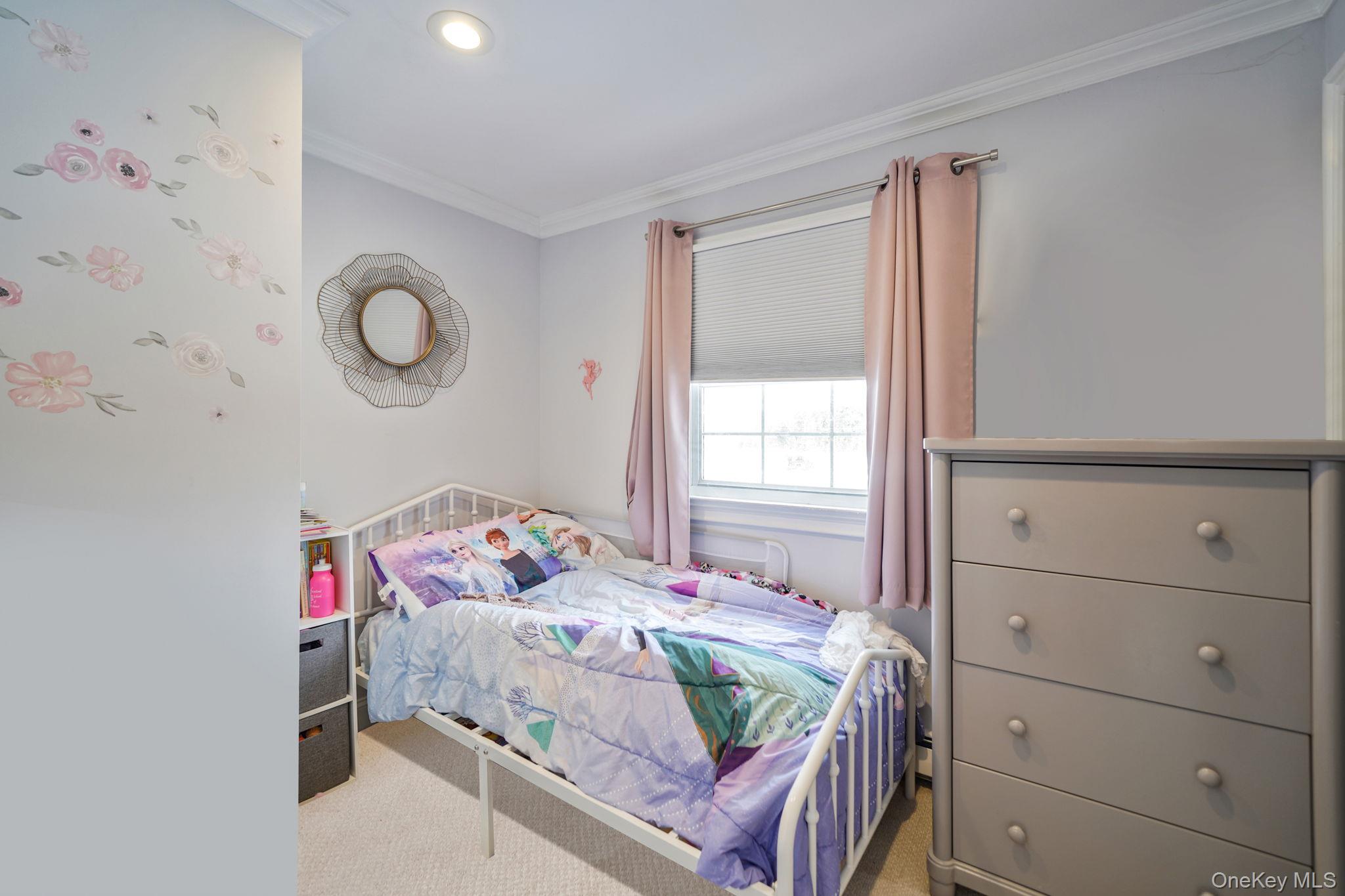 6 Madsen Court, Mount Sinai, NY 11766