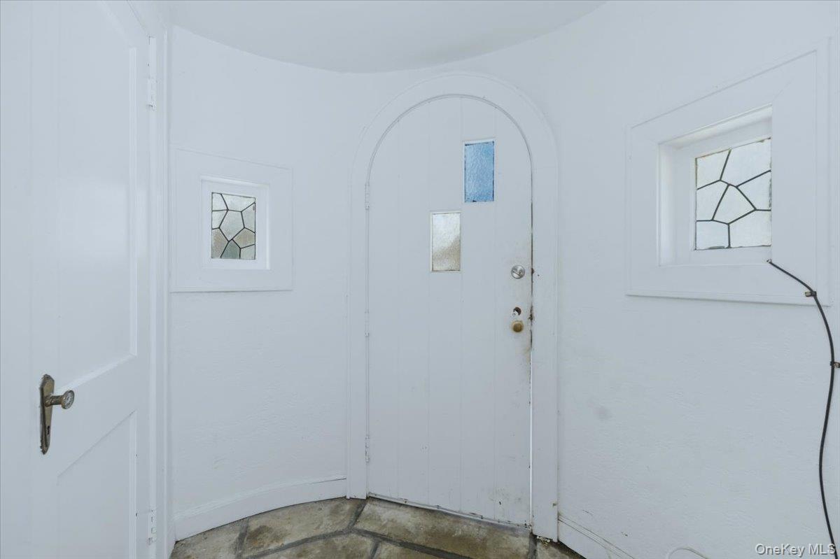 801 Main Street, Farmingdale, NY 11735