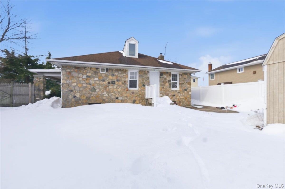 801 Main Street, Farmingdale, NY 11735