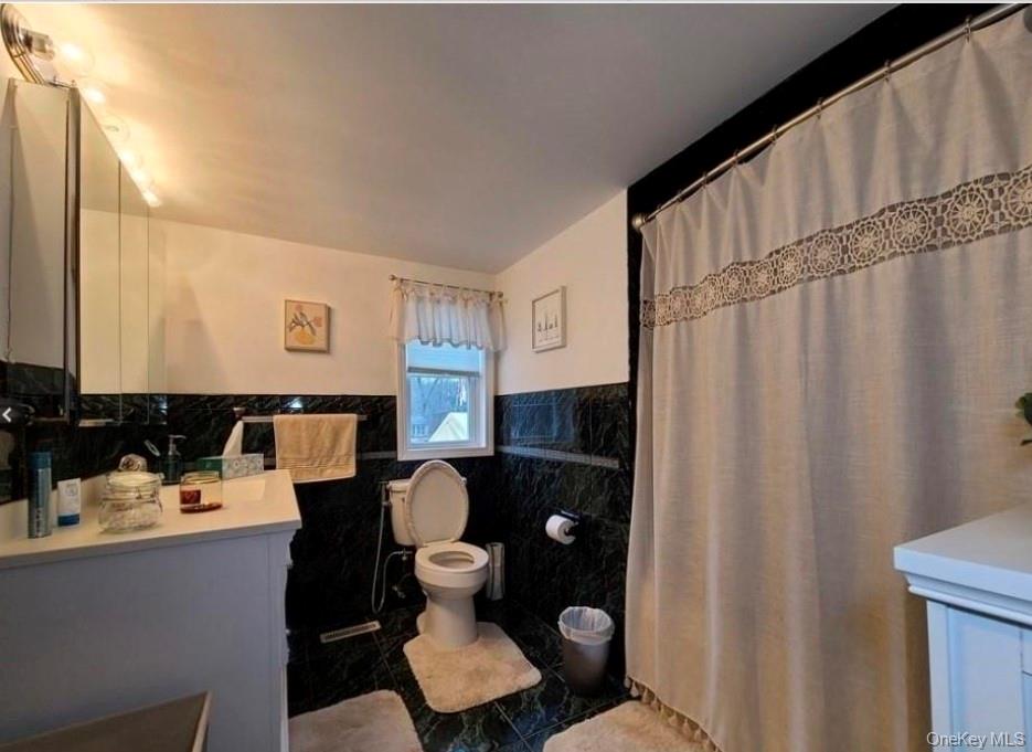 3 Mary Drive, Bloomingburg, NY 12721