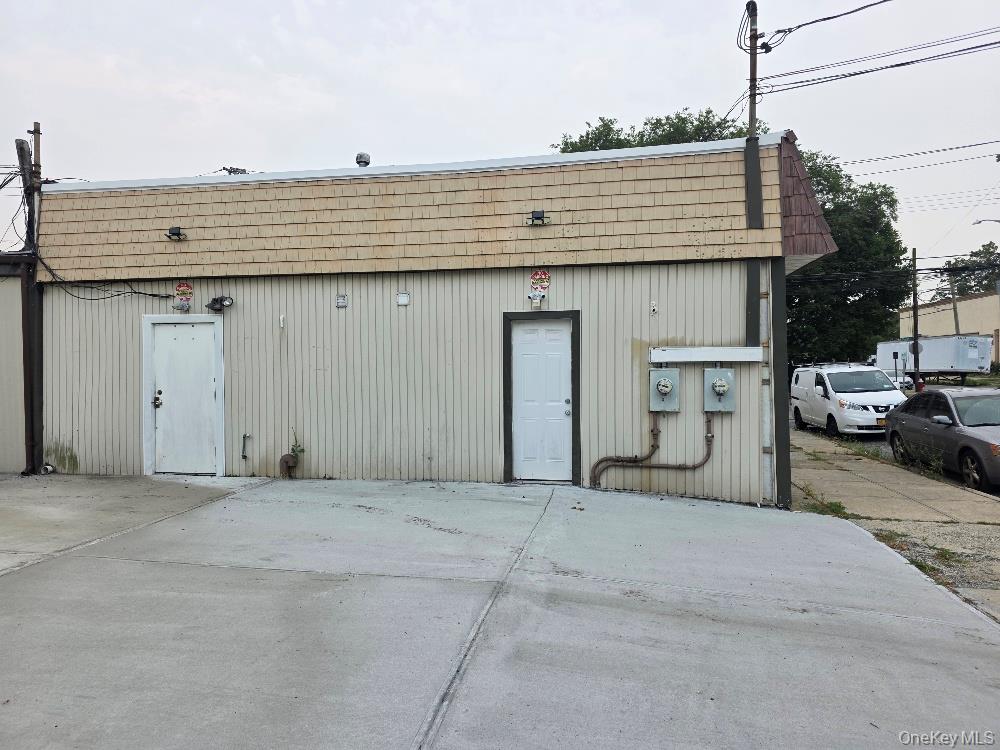 983-985 CHURCH STREET, Baldwin, NY 11510