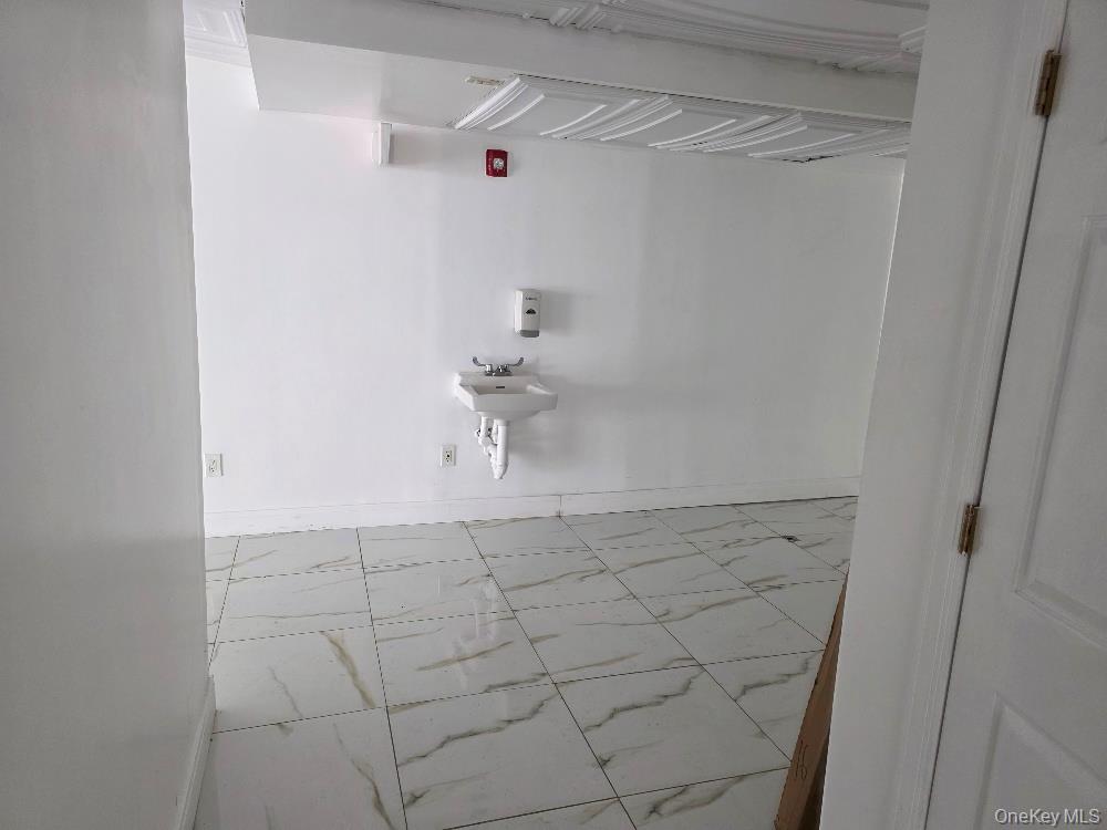 983-985 CHURCH STREET, Baldwin, NY 11510