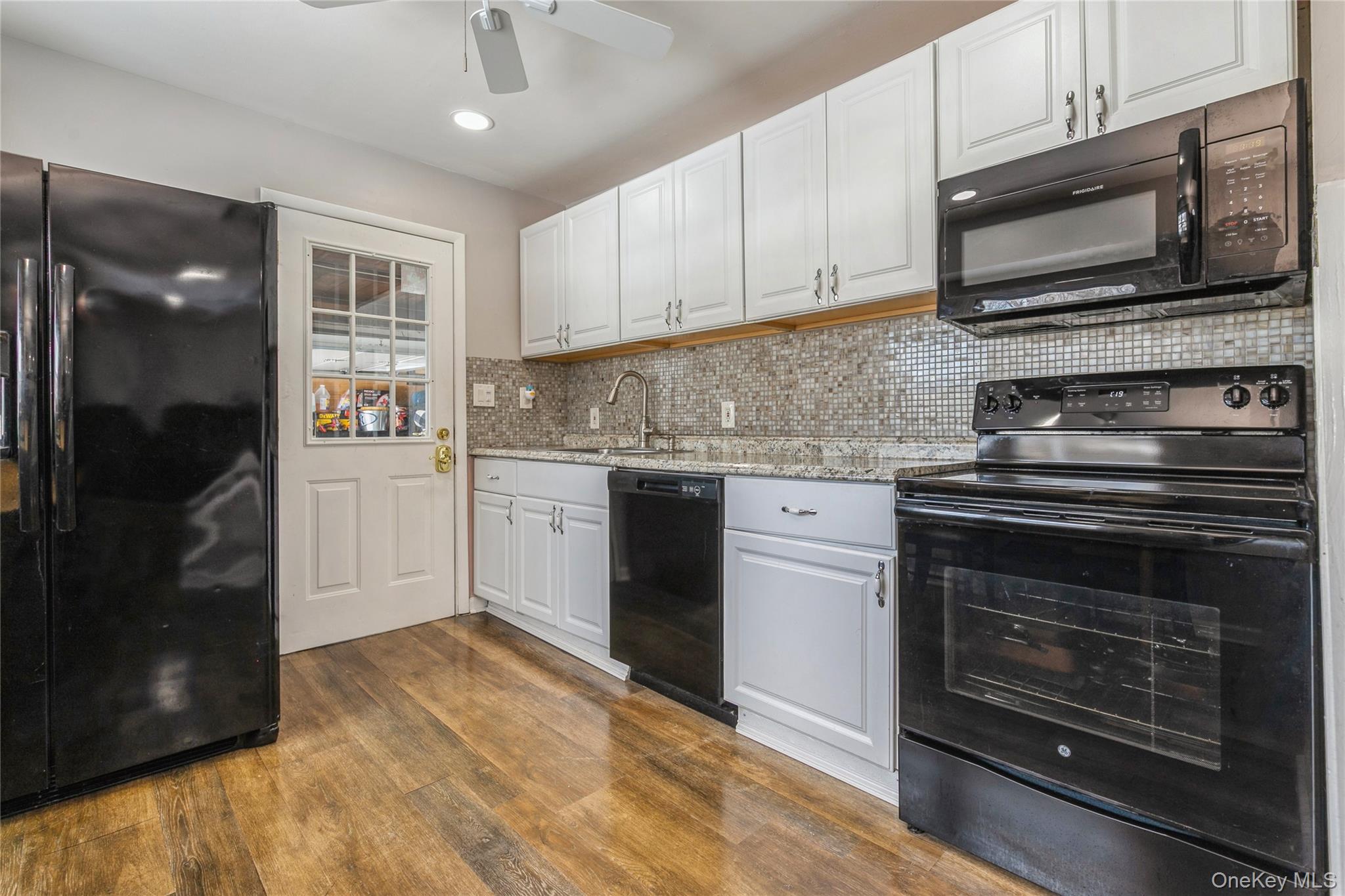 10 Hickory Street, Central Islip, NY 11722