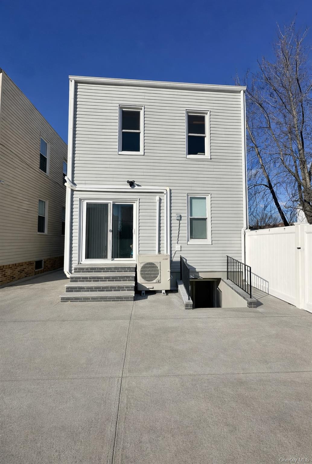 7836 69th Avenue, Middle Village, NY 11379