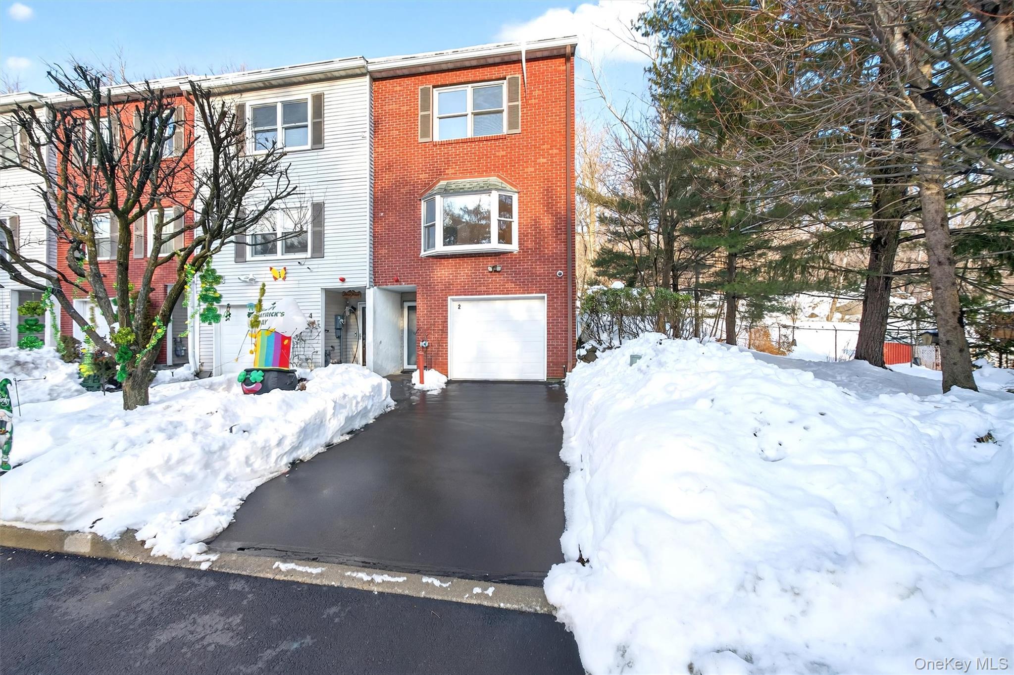 2 Foltim Way, Congers, NY 10920