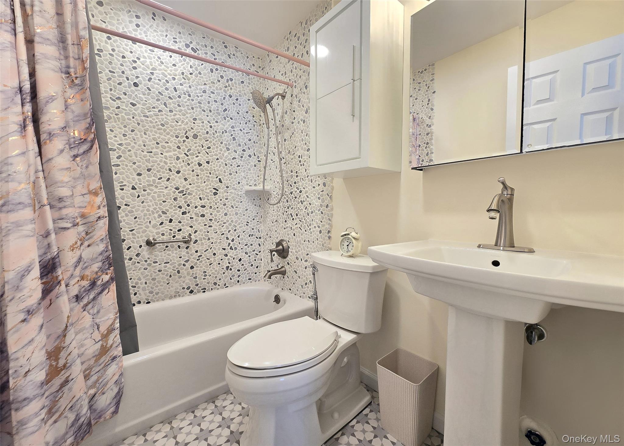 11 Navajo Court # 11, Coram, NY 11727