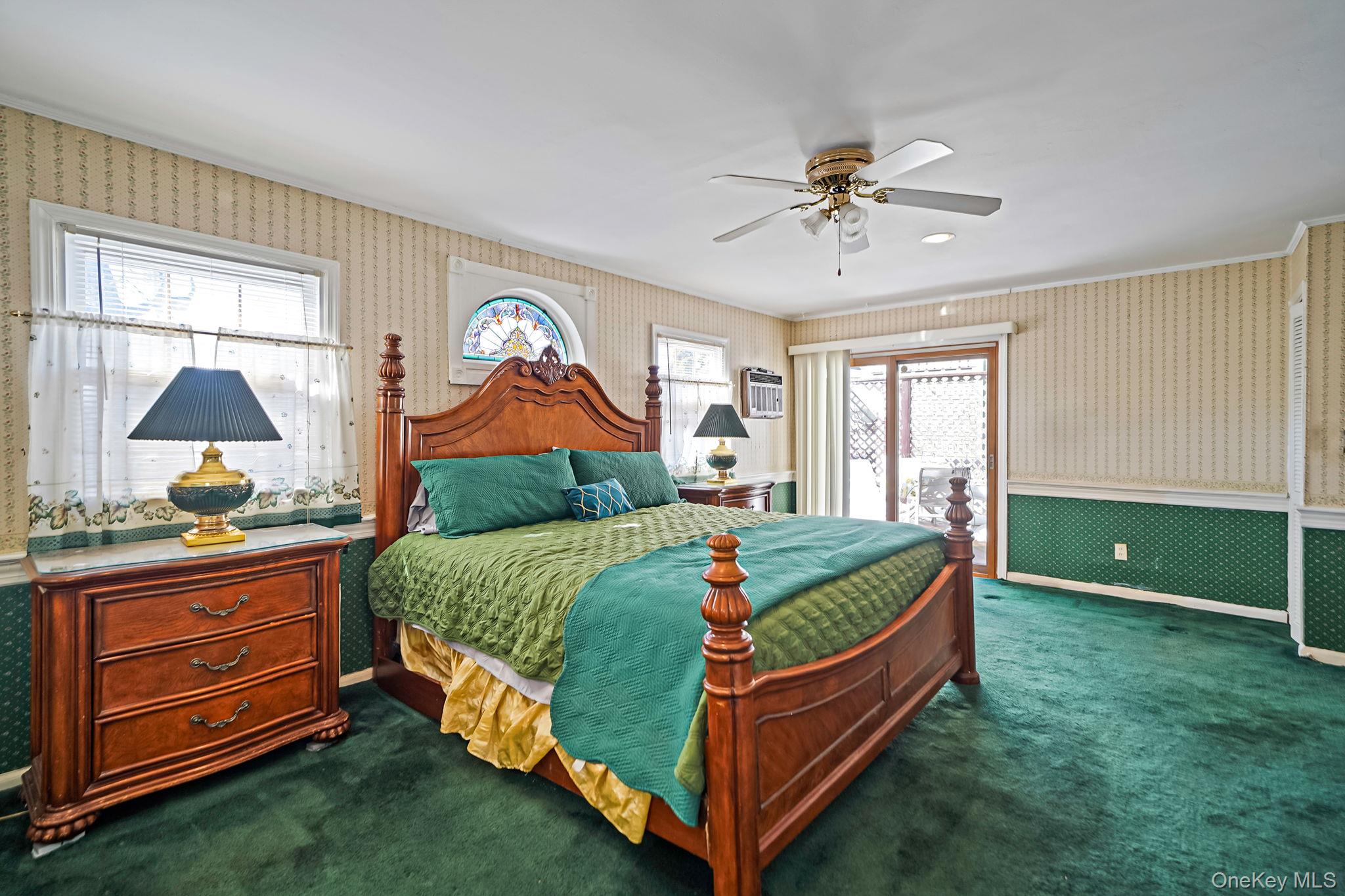 367 Vincent Avenue, Lynbrook, NY 11563