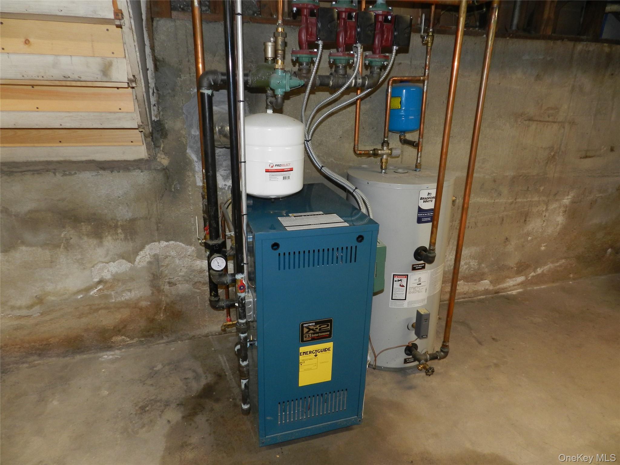 56 Dowsing Place, Amityville, NY 11701