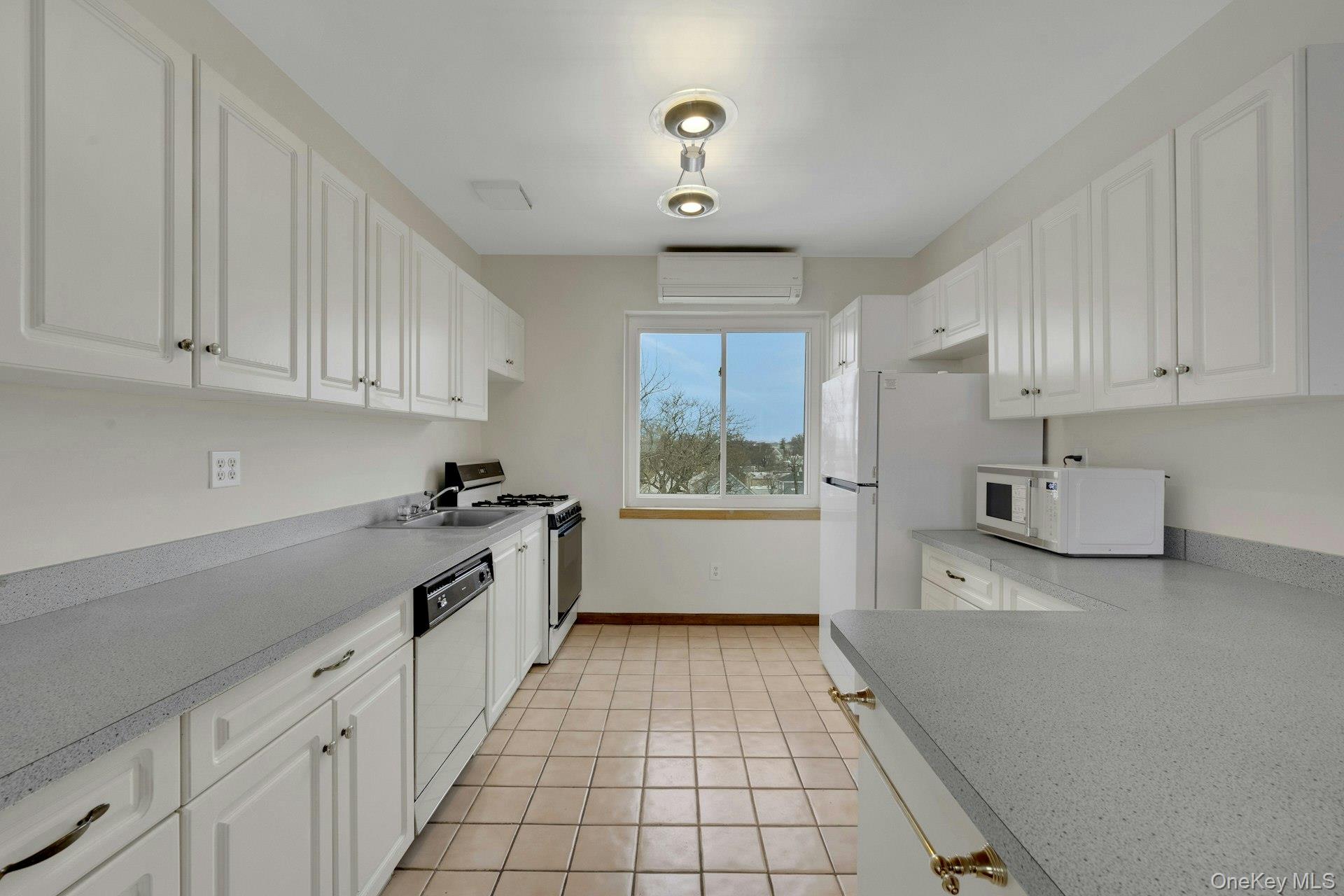 190 Fordham Street # 12, Bronx, NY 10464