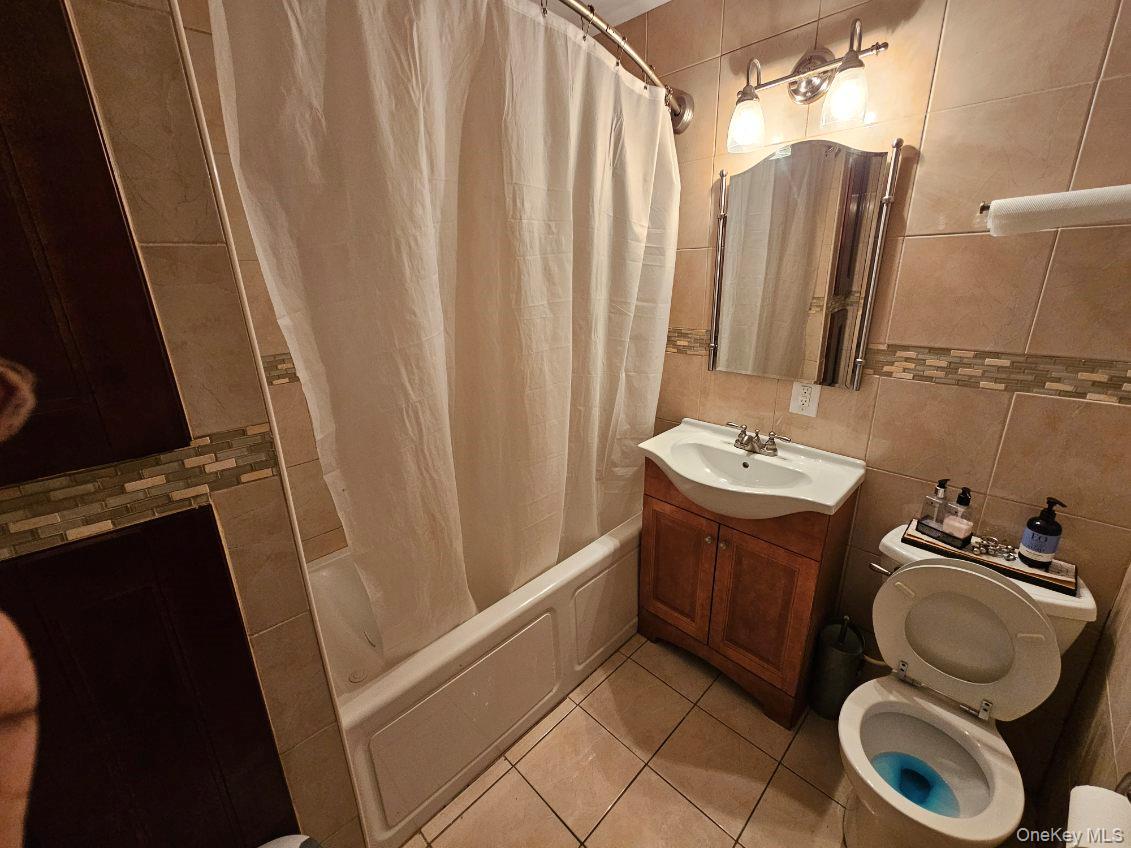 3 Chevy, Amityville, NY 11701