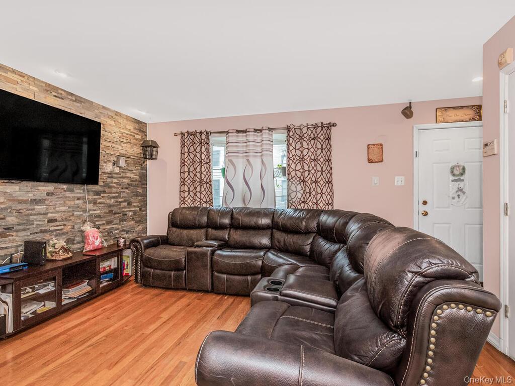 526 E 139th Street, Bronx, NY 10454